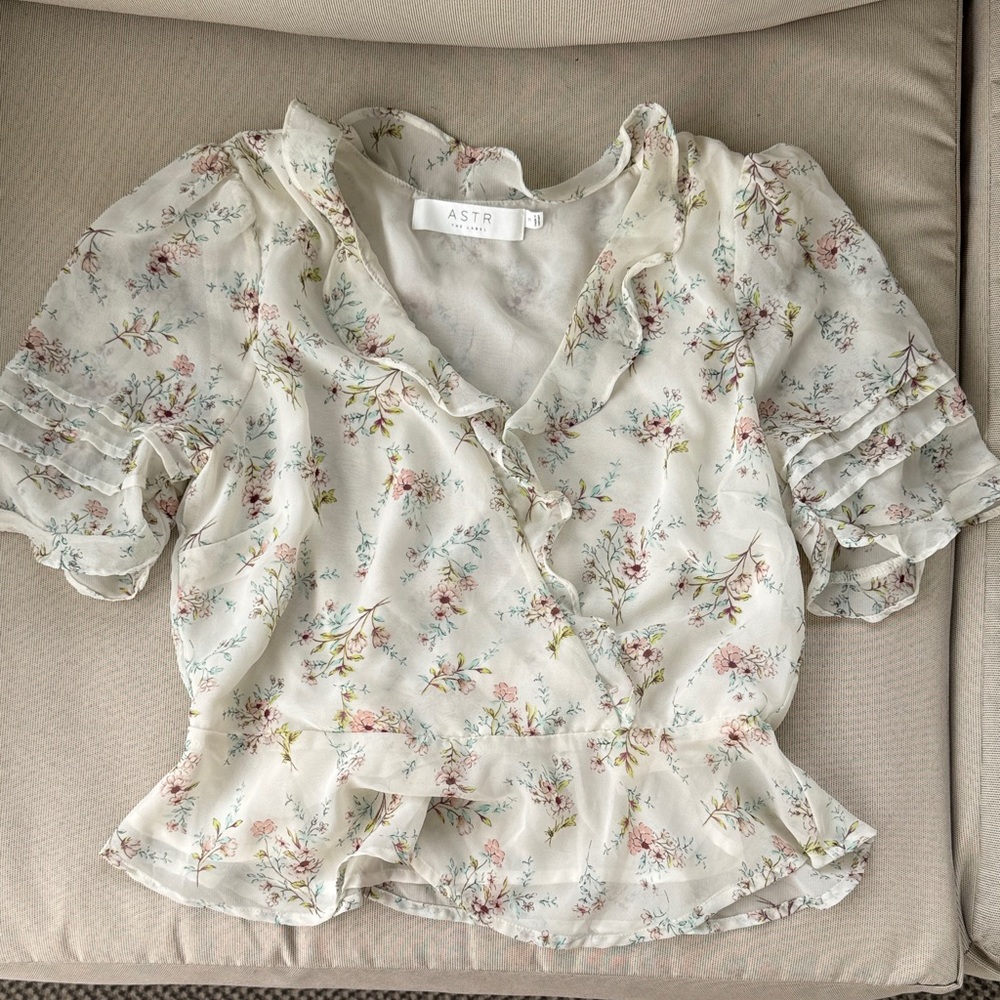 ASTR Floral Ruffle Cream Blouse